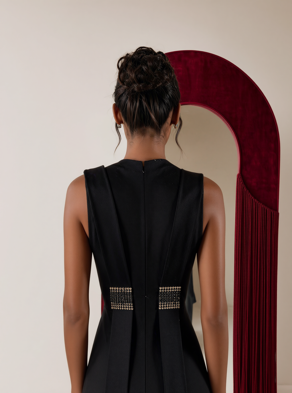 Noir Élite Gown